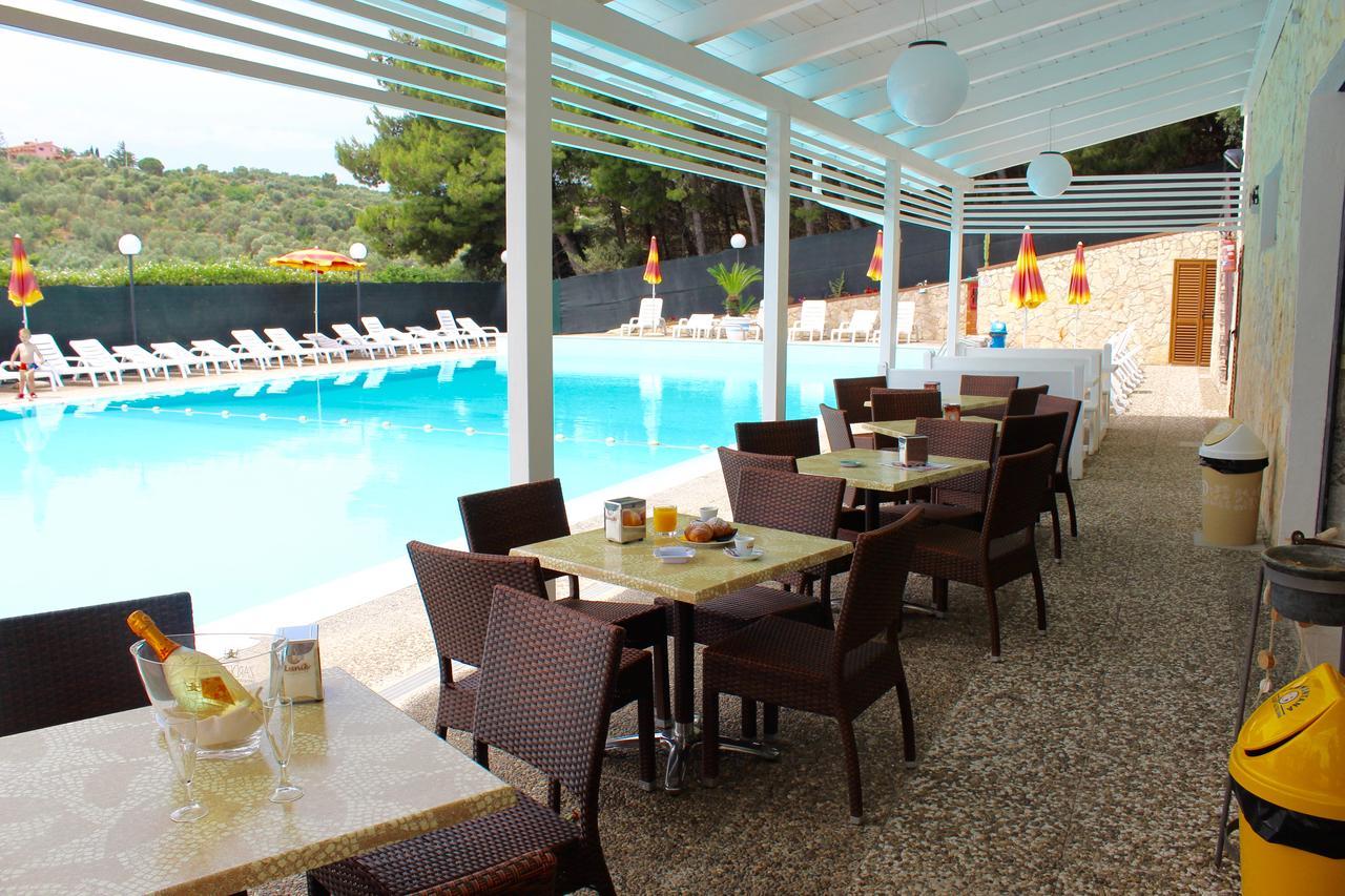 Villaggio Turistico Defensola Вьесте Экстерьер фото